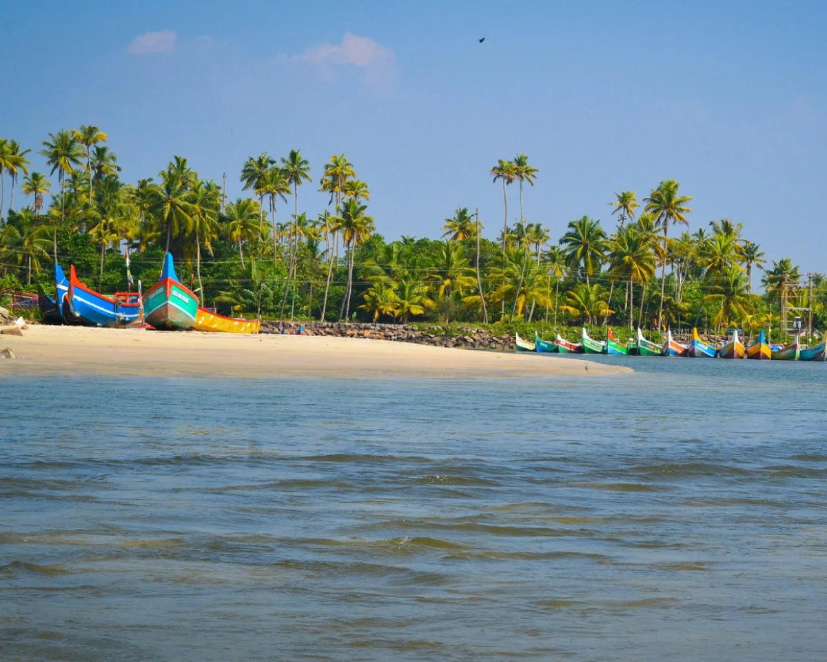 Andhakaranazhi Beach